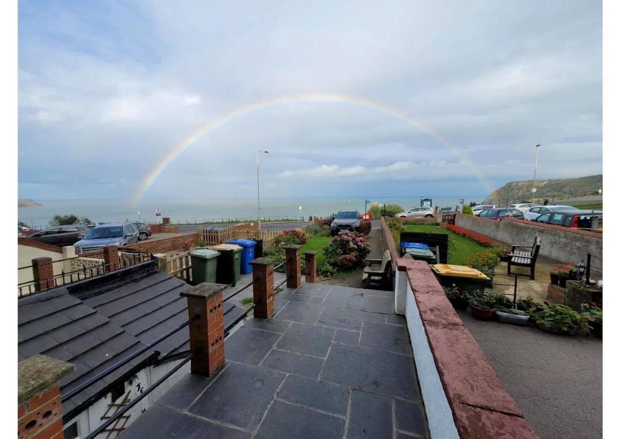 Sea View Penthouse Flat 6 With Fast Wifi And Free Parking Apartment Scarborough