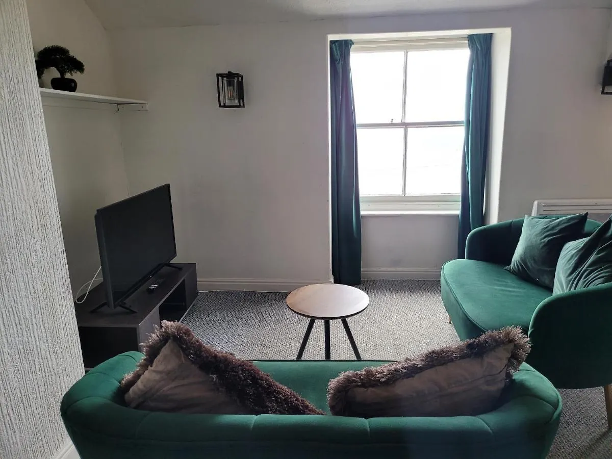 Sea View Penthouse Flat 6 With Fast Wifi And Free Parking Apartment Scarborough United Kingdom