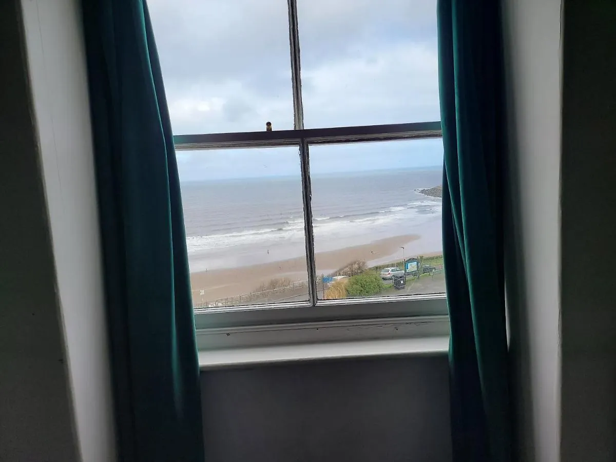 Sea View Penthouse Flat 6 With Fast Wifi And Free Parking contacts